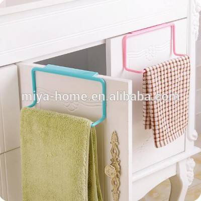 Hot selling Plastic bathroom Kitchen Cabinet Door Back accessory over Towel Bar Rack / Bar Hanging Holder Rail Organizer